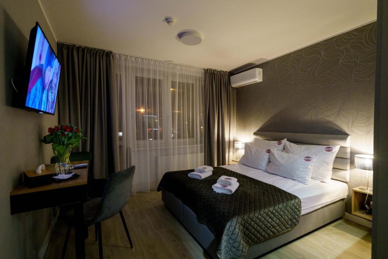 Kamienica No 111A Warsaw Airport Aparthotel Exterior photo